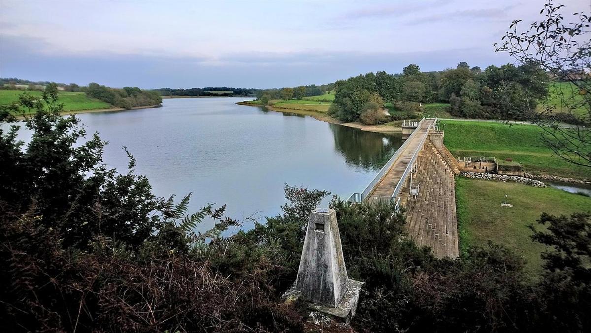 Charmant Appartement Entre Vitre Et Fougeres Chatillon-en-Vendelais Luaran gambar