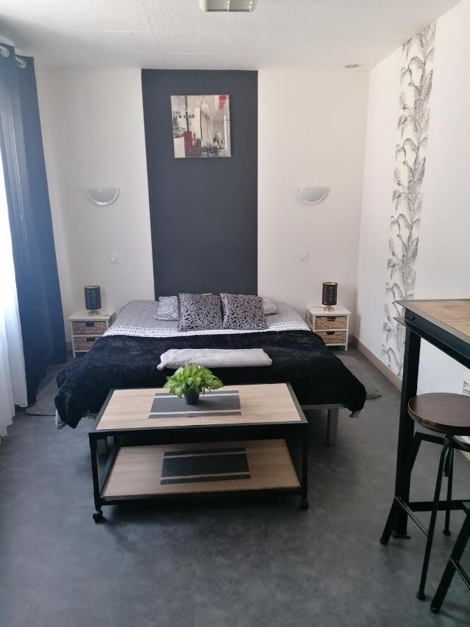 Charmant Appartement Entre Vitre Et Fougeres Chatillon-en-Vendelais Luaran gambar